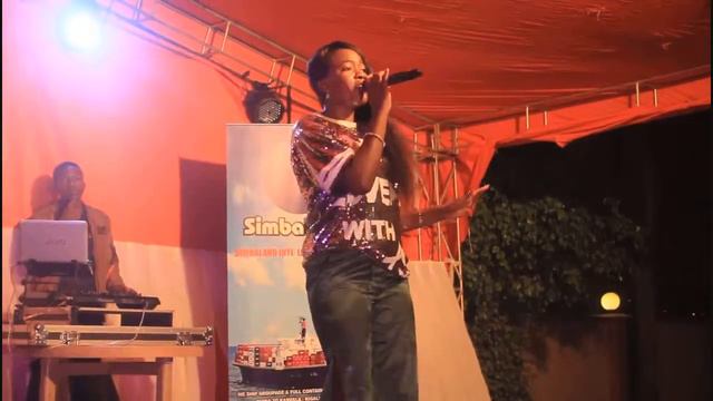 Diana Nalubega performing live in Tuli Baluganda family concert (By John Dyce)@Lavanda Hotel Lusaze смотреть онлайн