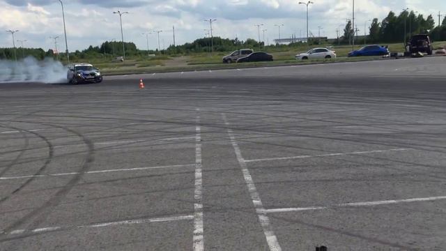 Арена Львів, Паша Дріфт Subaru RWD смотреть онлайн