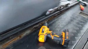 Как снять сиденья в Hyundai grand starex H1