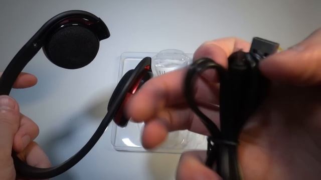 Беспроводные наушники Bluetooth mp3 и FM радио смотреть онлайн