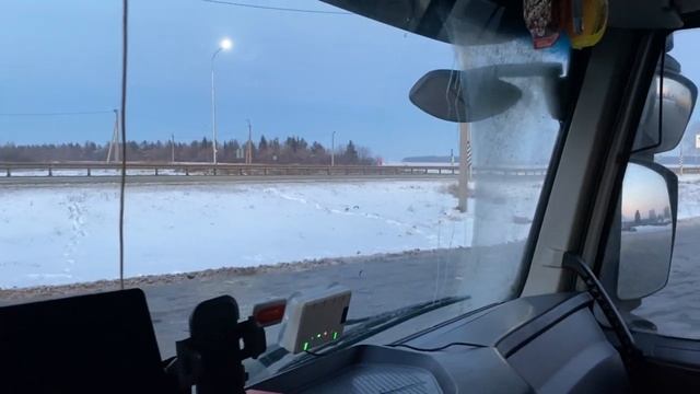 Дорога домой не без приключений,прилипли в Чувашии смотреть онлайн