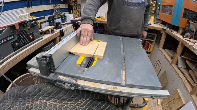 DIY Wooden Book Holder: Perfect Gift Idea! смотреть онлайн