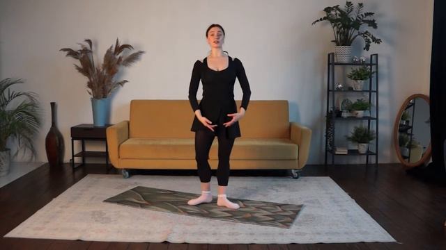 3. Мини-курс «Балетная гимнастика для начинающих»: плие, релеве, упражнения на середине смотреть онлайн