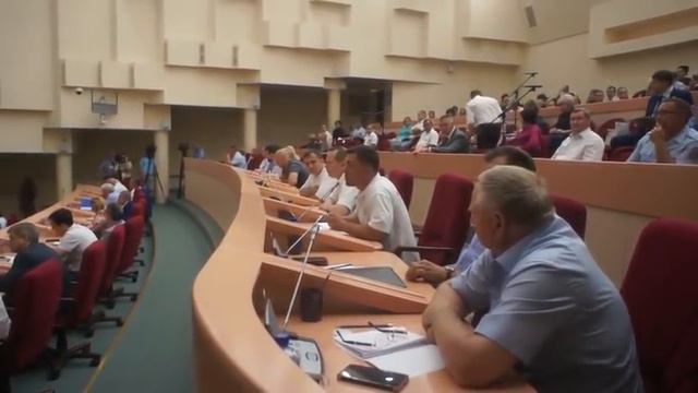 Саратовский депутат Бондаренко жжёт напалмом...Пенсионная реформа... смотреть онлайн