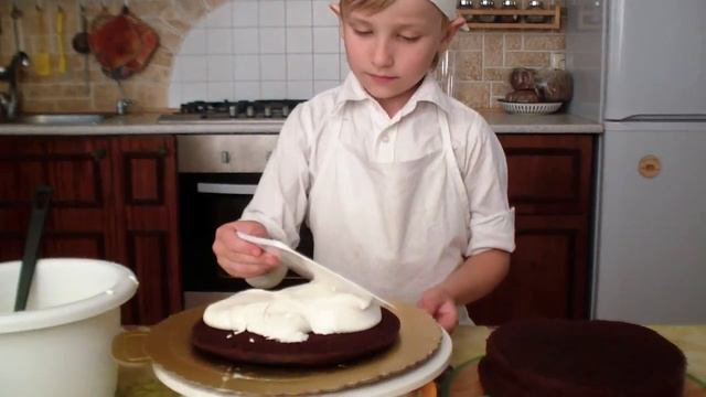 Торт со свежими ягодами. Шоколадный бисквит. Творожный крем. Cake. смотреть онлайн