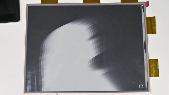 Bad Apple on an E-ink E paper display (2022) смотреть онлайн
