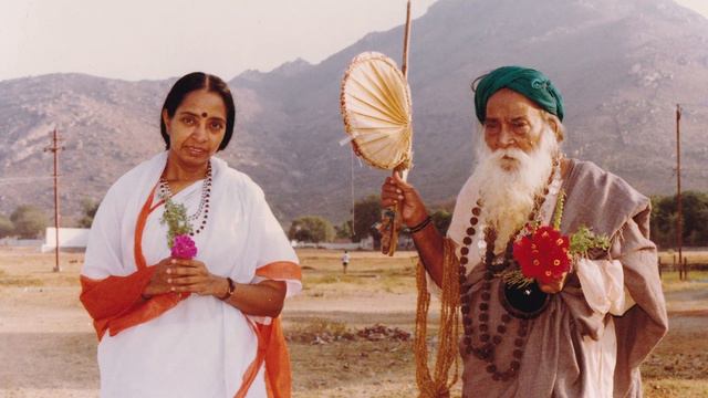 3000 Times Yogi Ramsuratkumar Nama Chanting | Divine Voice Of God | Powerful Mantra | Rare HD Photo