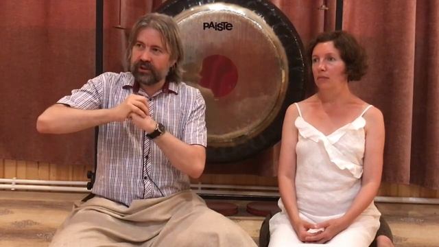 Деньги - это просто деньги. Оставьте чувства для другого смотреть онлайн