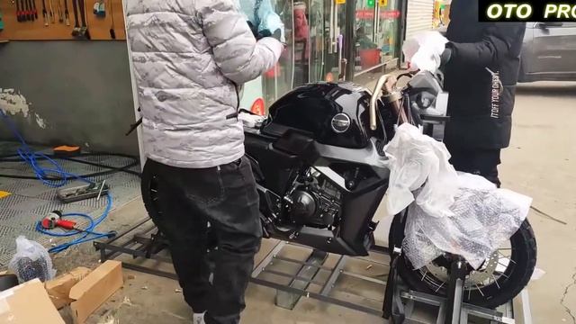 Unboxing Zontes 150 G1 2021 Amazing mini Scramler Motorcycles смотреть онлайн