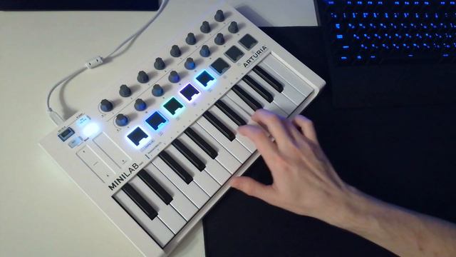 Arturia Minilab mk2 Live Performance смотреть онлайн