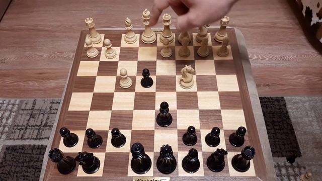 Шахматы. Конь первым ходом ставит мат. Сильная комбинация. Против королевского гамбита. смотреть онлайн