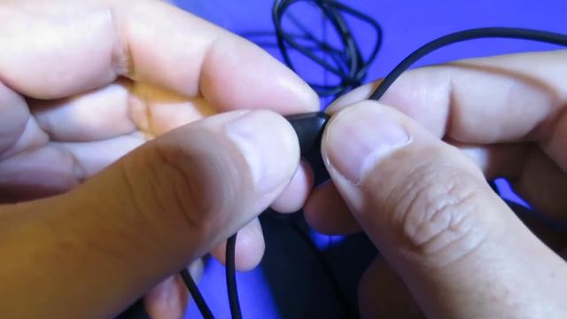 ZenFone Zoom付属ｱｸｾｻﾘの外観ﾁｪｯｸ～本革ｽﾄﾗｯﾌﾟ/ﾍｯﾄﾞﾎﾝ/替えｺﾞﾑ/ACｱﾀﾞﾌﾟﾀｰ/USBｹｰﾌﾞﾙ смотреть онлайн