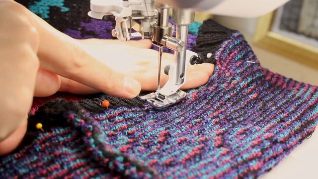 How to Crop a Sweater (Without Using a Serger) | Sew Anastasia смотреть онлайн