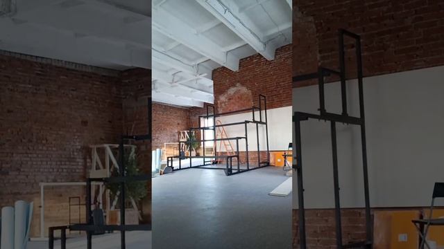 монтаж трибуны смотреть онлайн