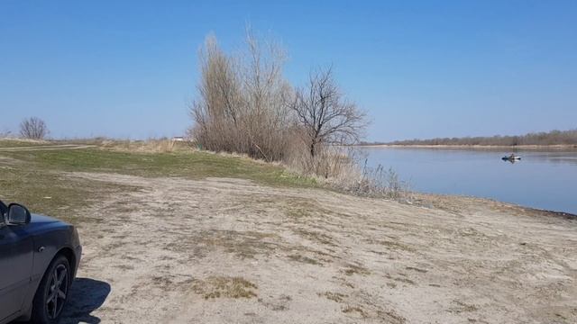 Поездка на выходных в Арпачин уютное место у реки турбазы мало людей река Ростовской области пикник смотреть онлайн