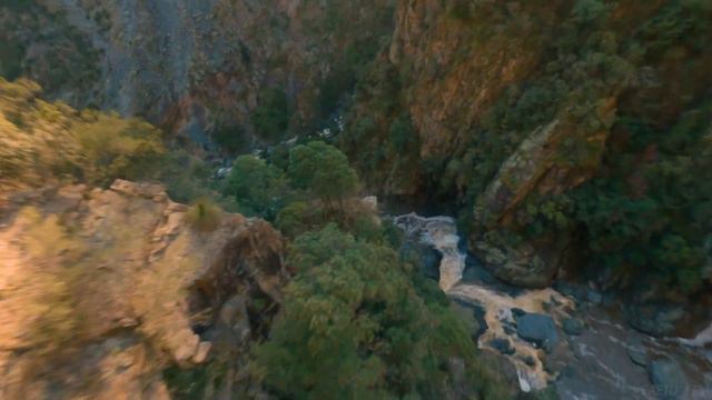Cinematic FPV of Wollomombi Falls with Iflight Chimera7 Pro 5KGopro 10 смотреть онлайн