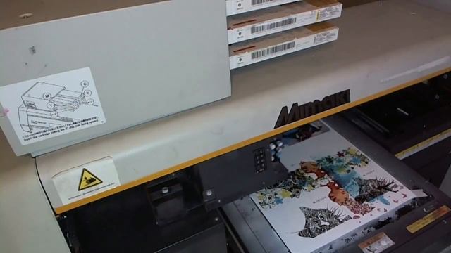 Печать уф чернилами с помощью праймера на стекле или керамике смотреть онлайн