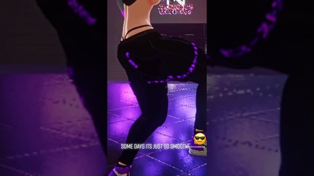 Butter Smooth 10 point full-body tracking VR #shorts #vrchat #dance #vr #technology смотреть онлайн
