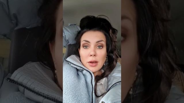 Мухи трут лапы смотреть онлайн