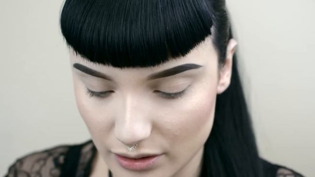 Gothic Burlesque Makeup Tutorial смотреть онлайн