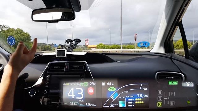 Toyota Prius PHEV 2021 | Prueba autopista | Enchufable | Consumo | POV смотреть онлайн