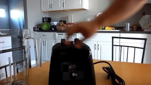 Waring MX1200XTX Blender - Unboxing and First Green Ever смотреть онлайн