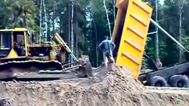 Встал на свечку,смотреть до конца))) смотреть онлайн