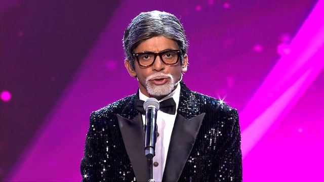 Sunil Grover's hilarious mimicry of Amitabh Bachchan at Smule Mirchi Music Awards 2020 смотреть онлайн