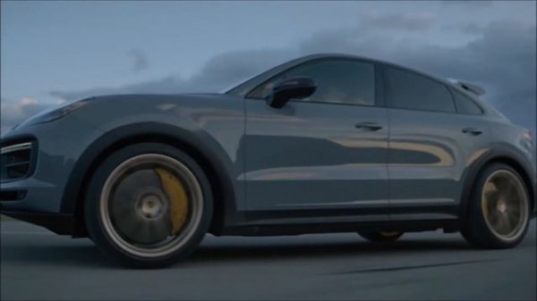 NEW Porsche Cayenne Turbo GT - LAUNCH CONTROL And V8 Sound