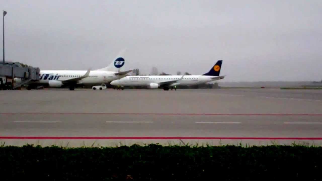 Аэропорт Львов 2012