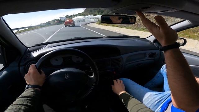 Bol Gazlamalı | Renault Megane Coupe | İnceleme ve Test Sürüşü смотреть онлайн