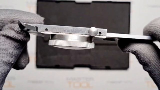 Штангенциркуль Vorel 150 мм 0.02 мм в футляре, стрелочный микрометрический (ГМ), 15220 смотреть онлайн