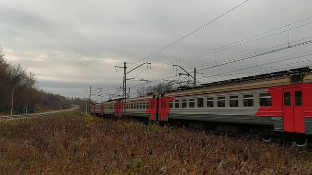 Электропоезд ЭД4М-0320 станция Яхрома 30.10.2020 смотреть онлайн