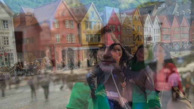 Кто я! И чем я могу быть тебе быть полезна! смотреть онлайн