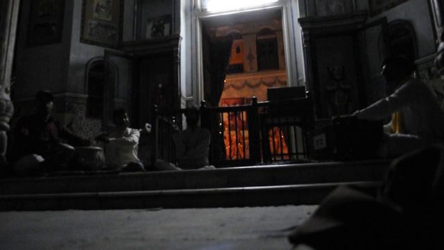 отрывок концерта в Ришикеше смотреть онлайн