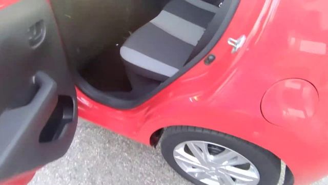 TOYOTA Aygo 1.0 VVT-i 69 CV 5 porte x-cool MMT usata a Milano смотреть онлайн