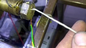 Экструдер для производства пластикового прутка.