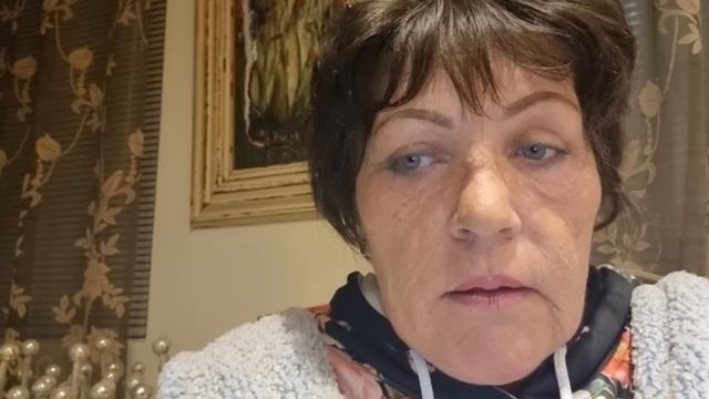 Ну , вот и Микица ! Сам приехал ,а голова в Сербии :-) Вера Авалиани ищет компаньона .Элла Австрали смотреть онлайн