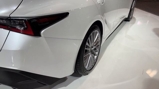 2023 Lexus IS300 AWD