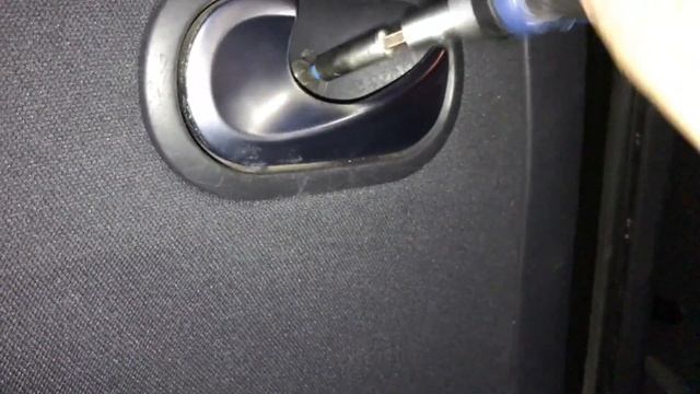 INSTALAR altavoces EN renault MEGANE 2 en puerta TRASERA y Puerta delantera смотреть онлайн