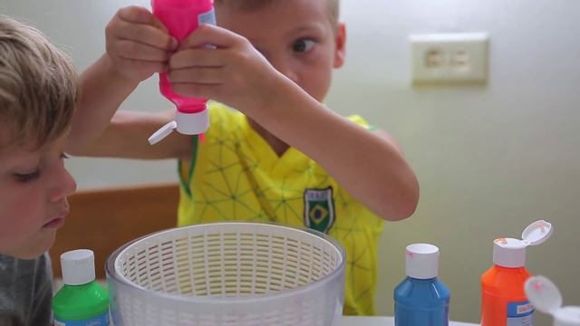 After School Kid Craft: Spin Art смотреть онлайн