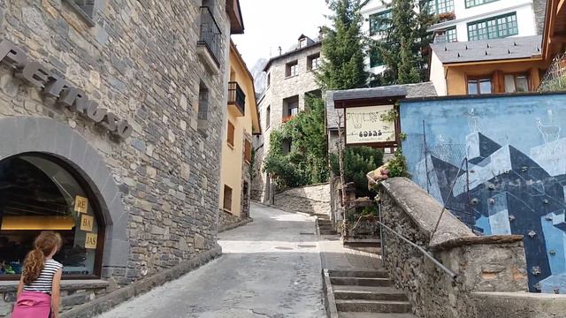Пиренейские горы. Горные озера. Франция-Испания. Pyrenees mountains. Mountain lakes. France-Spain смотреть онлайн