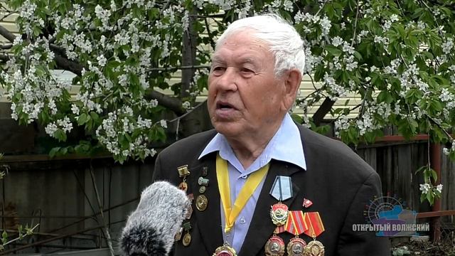 Заслуженному первостроителю вручена награда смотреть онлайн