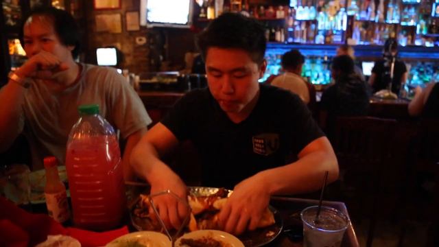 Kev goes to eat - 3.5 LB Burrito at Blue Agave смотреть онлайн
