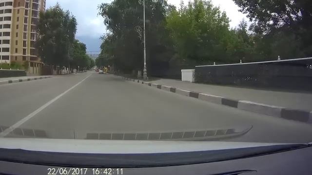 Обгон через сплошную смотреть онлайн