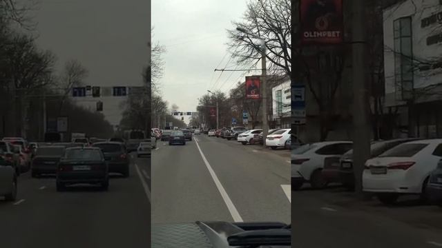 Алматы. Проспект Абая - улица Жарокова. Март 2022. Казахстан. Almaty. Kazakhstan. The roads. March смотреть онлайн