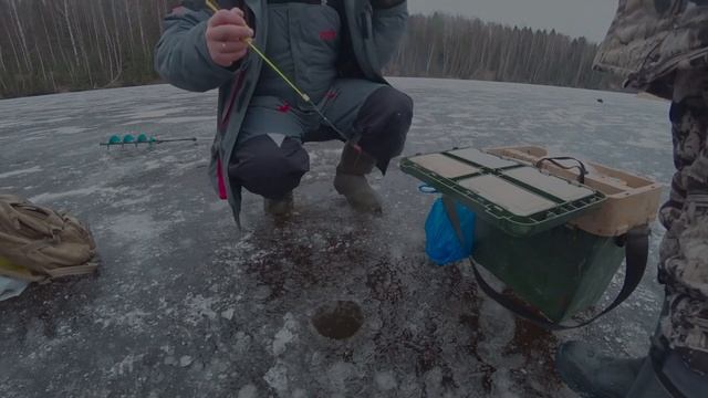 ПЕРВЫЙ ЛЁД НА РЫБИНКЕ . НА СИТИ 2020. И ПЕРВЫЙ МОЙ ОПЫТ СЪЁМОК. смотреть онлайн