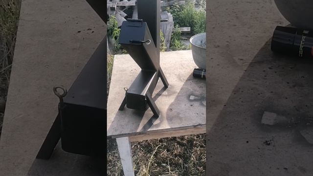 Испытание чудо печки - "ракета". Готовим хашламу (мы его слепили, из того что было). смотреть онлайн