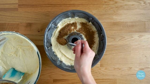 Невероятно Вкусный Кекс «Синнабон» | Cinnabon Bundt Cake | Tanya Shpilko смотреть онлайн