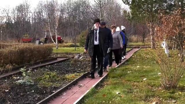 Учёные Кузбасского ботанического сада ФИЦ УУХ СО РАН обсудили особенности озеленения города смотреть онлайн